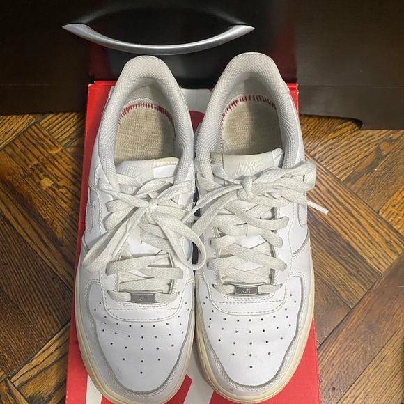 Nike Air Force 1. Size 6.5Y ( Women’s 8 ) ( Men’s 6.5) - Picture 4 of 5